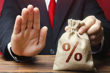 Senát schválil omezení sankcí u půjček pro OSVČ (text)