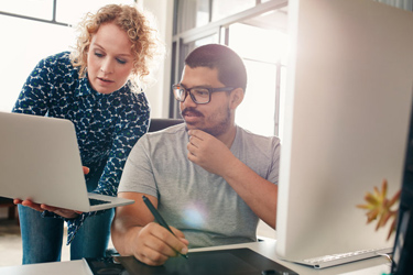 Rozdíly mezi zaměstnancem a OSVČ v povinnostech vůči ČSSZ (text)