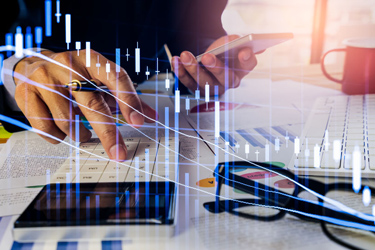 Ekonomika projde kvůli válce mírnou recesí, průměrná inflace letos dosáhne 16,2 % (text)