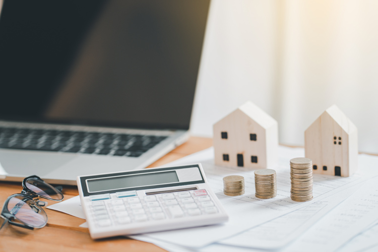 Finanční správa začala rozesílat informace pro placení daně z nemovitých věcí