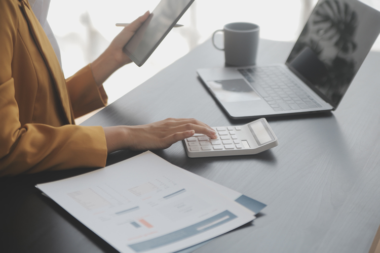 Účetní standardy IFRS v EU I. Účetní standardy IFRS v EU I.